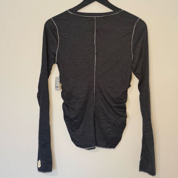 $60 Free people Movement x Hatch Right On Run Layer size small m9 - Picture 5 of 6